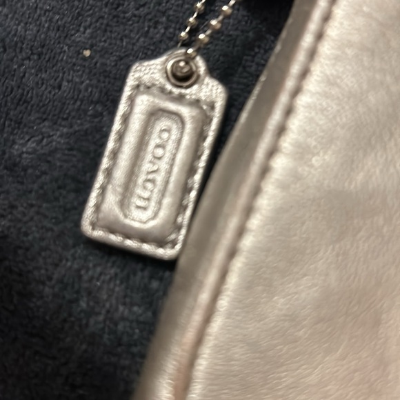 Coach - Picture 8 of 9